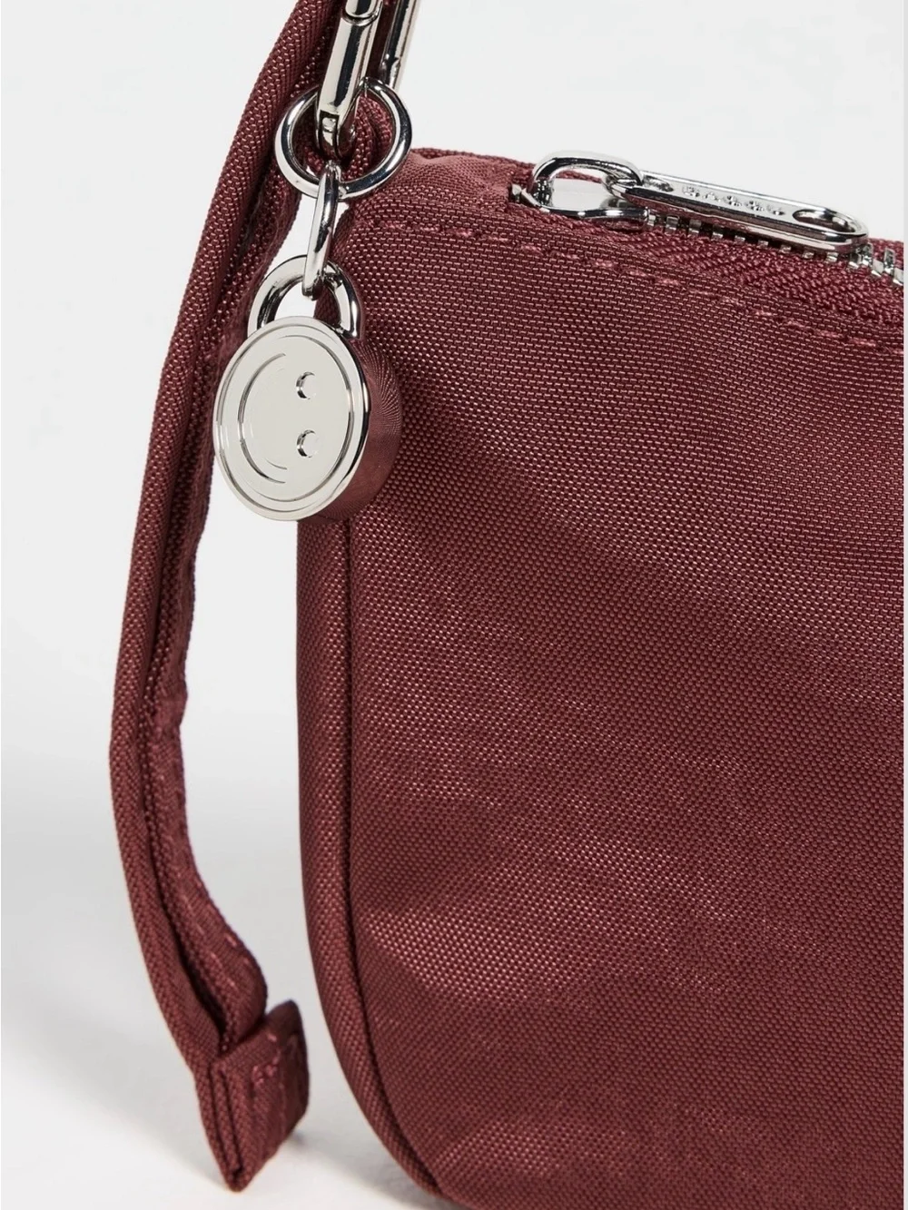 BAGGU Nylon Pochette in Mahogany - Picture 6 of 7